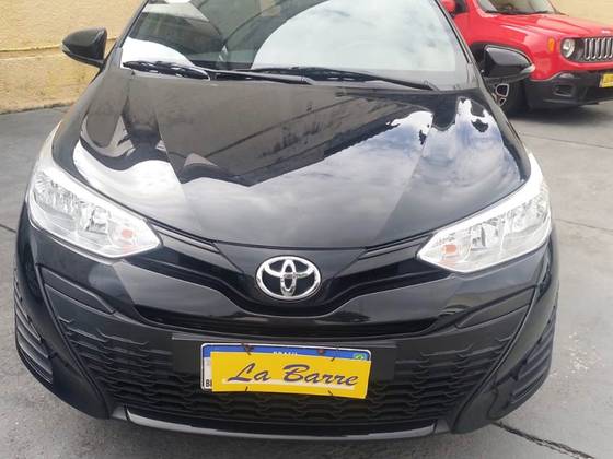 TOYOTA YARIS 1.3 16V FLEX XL LIVE MULTIDRIVE